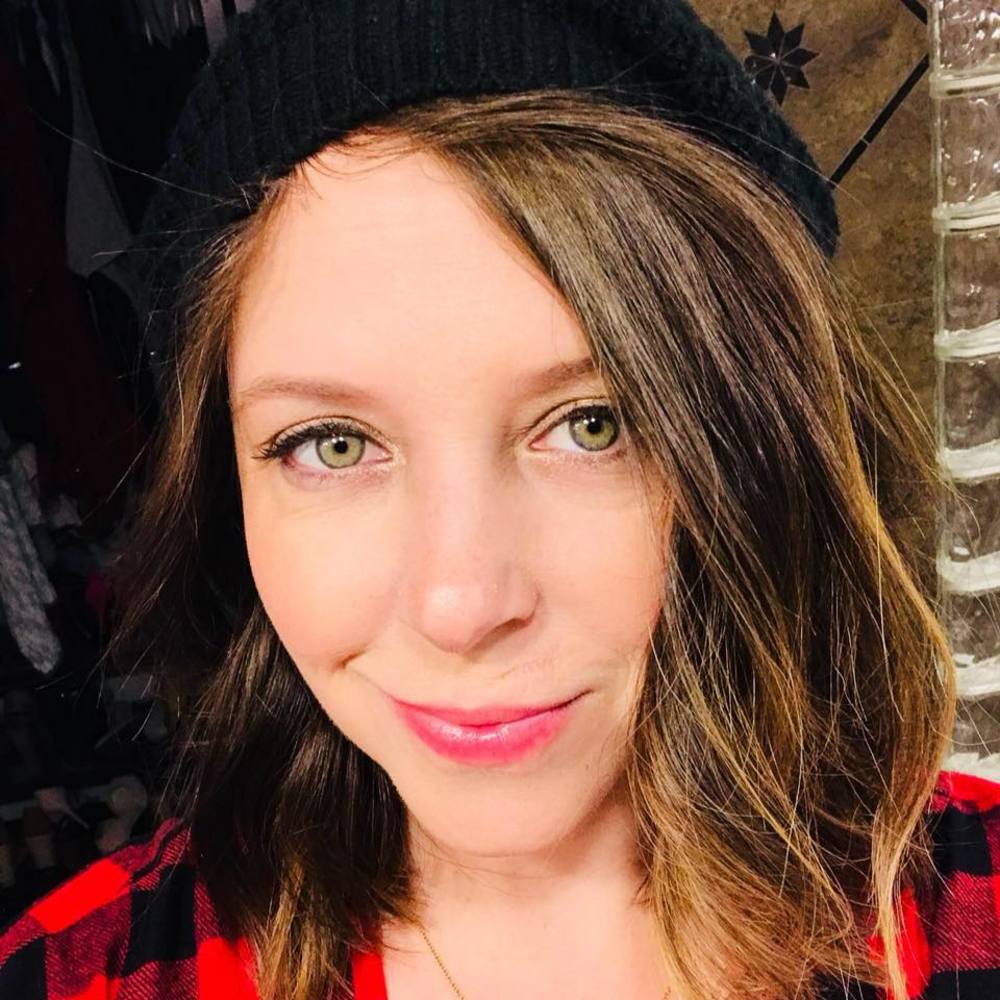 Meet your Posher, Liz